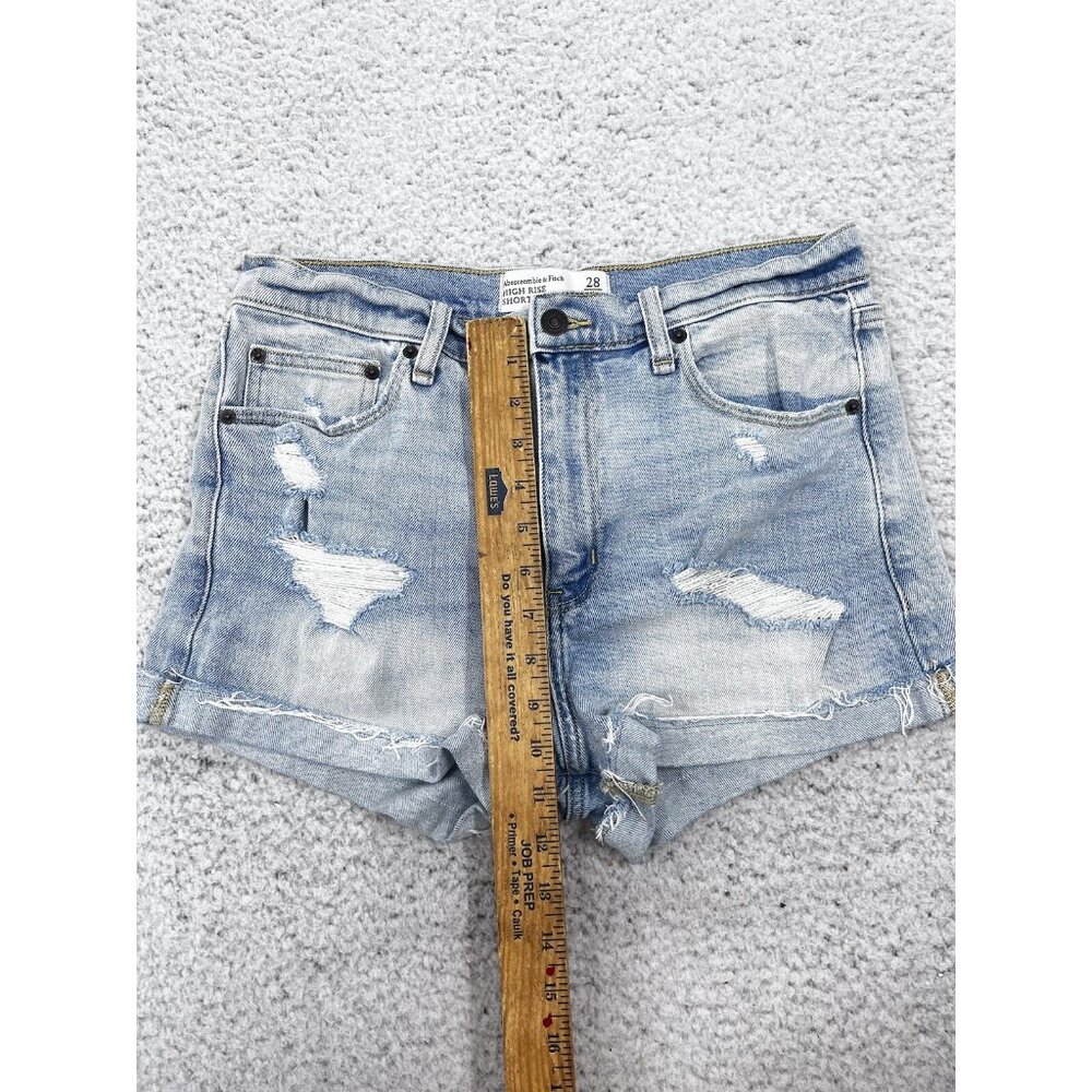 Women's Abercrombie & Fitch Light Wash High Rise Distressed Cuffed Shorts Size 6 - Picture 6 of 8